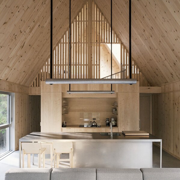 Interior - The Cape Summary:<br>Le (Lanaudière)