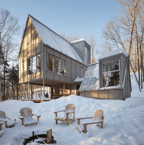 Property grounds - The Shoal Summary:<br>Th (Lanaudière)