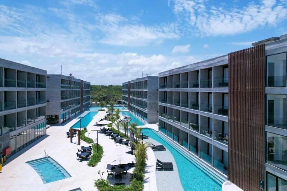 Gav Porto Alto resorts
