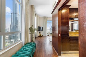 Interior - Durrani Homes - Alluring 5BR Penthouse with Burj Khalifa and Fountain View (Dubai)