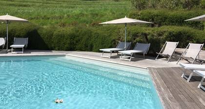BORGO PARADISO - Charming 6-bedroom, 18 guests mas immersed in 15 acre parkland