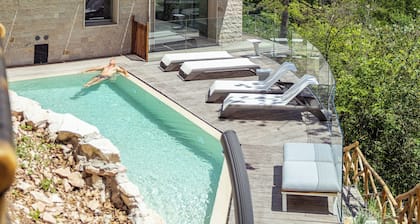 LA FORESTALE Luxury Ecolodge