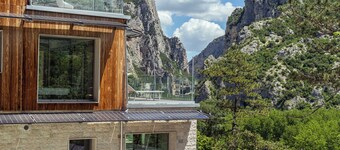 LA FORESTALE Luxury Ecolodge