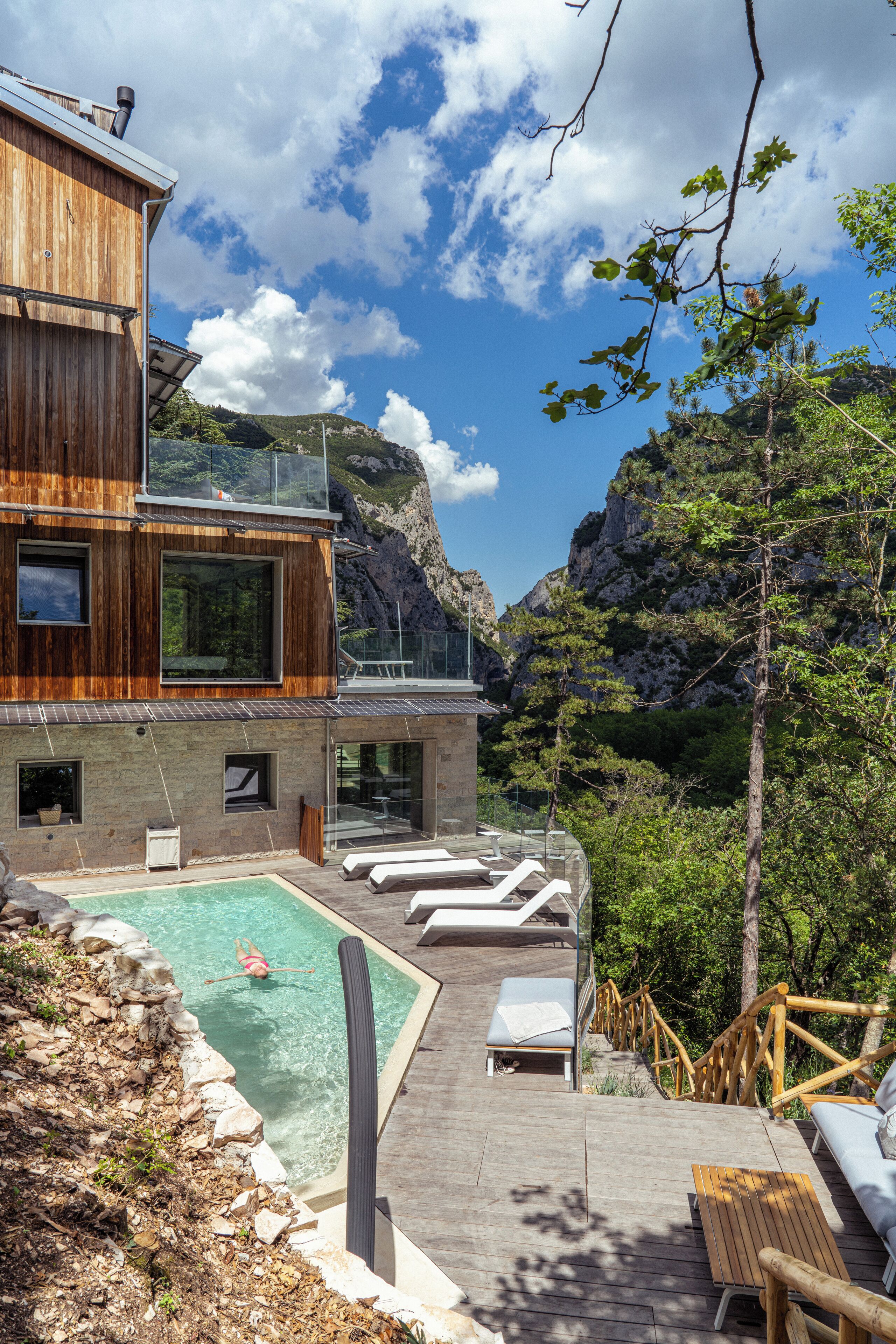 Außenpool (je nach Saison geöffnet)