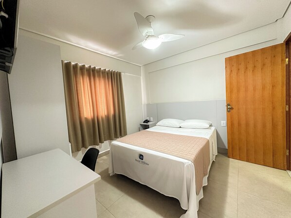 Room | Free WiFi, bed sheets