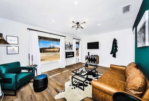 1 Legend | Living area - Bell Mare Hotel (Breckenridge)