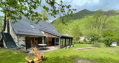Agouadis barn. Private mini golf course. Rated 3 épis, all-inclusive