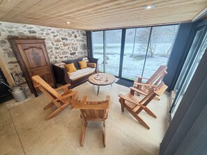 TV, books - Agouadis barn. Private mini golf course. Rated 3 épis, all-inclusive (Aulus-les-Bains)