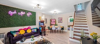 Comfort, Fun & Retro Retreat