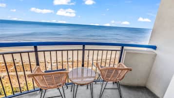 Signature Condo, 1 Bedroom, Non Smoking, Ocean View | Balcony