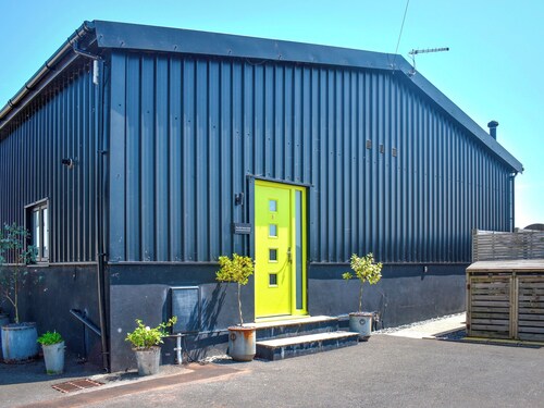 The Old Tractor Shed - UK49681