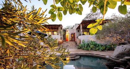 Ocean-View Romantic Retreat in Gated Community with Private Pool