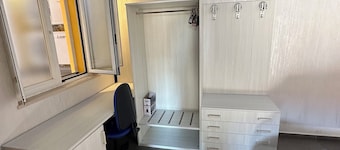 Cozy beach Studio with Terrace & Steps from the Adriatic Sea