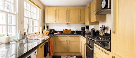 House | Private kitchen