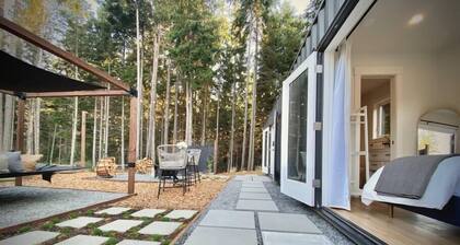Luxury Container Under The Trees ~Soaking Tub~