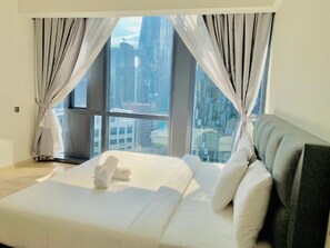 In-room safe, individually furnished, soundproofing, free WiFi - Well-Shaped Suites At STAR KLCC (Kuala Lumpur)