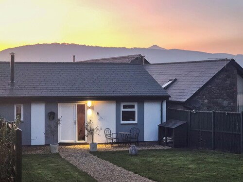Lovely ground floor cottage near Abergavenny, perfect for a break away.