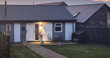 Lovely ground floor cottage near Abergavenny, perfect for a break away.