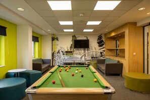 Spielezimmer