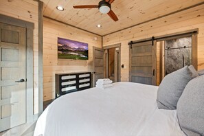 6 bedrooms, free WiFi, bed sheets