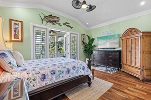 3 bedrooms, desk, iron/ironing board, free WiFi