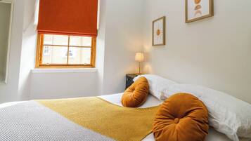 2 bedrooms, individually decorated, individually furnished, free WiFi