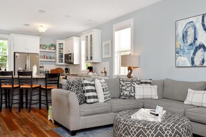 Casa, várias camas (Barefoot Cottage B12 - Sea La Vie) | Área de estar