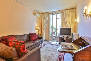 Smart TV, video library