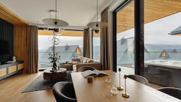 Comfort House, Balcony, Mountain View