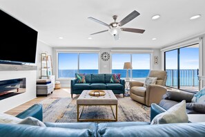 Télévision, cheminée