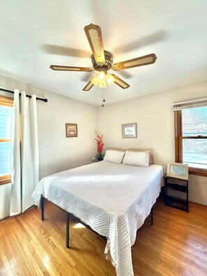 4 bedrooms, free WiFi
