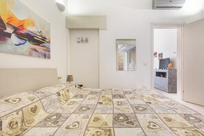 1 bedroom, iron/ironing board