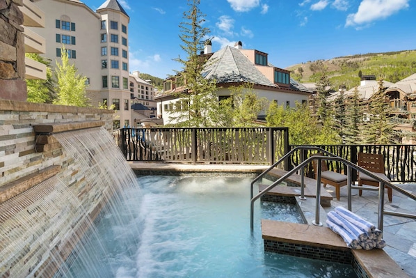 Pool - Saint James Place 121 (Beaver Creek)