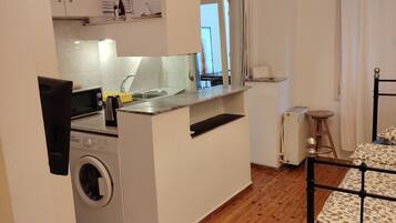 Apartment, 1 Bedroom, Smoking, Balcony