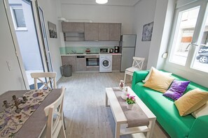 Apartment, 2 Schlafzimmer, 2 Bäder, am Strand | Wohnzimmer