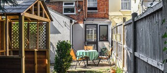 Lovely and cosy, late Victorian cottage with large garden area.