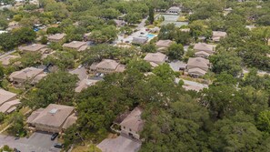 Exterior - Charming 2-Bedroom Townhouse with Cozy Vibes in USF Tampa Area (Temple Terrace)