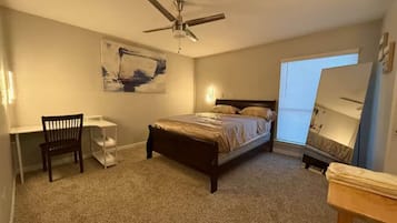 1 bedroom, bed sheets