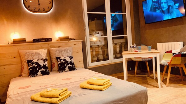 1 soverom, safe på rommet, strykejern/-brett og wi-fi