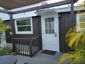 Exterior detail - Luxury Craftsmen Tiny House (Davenport)