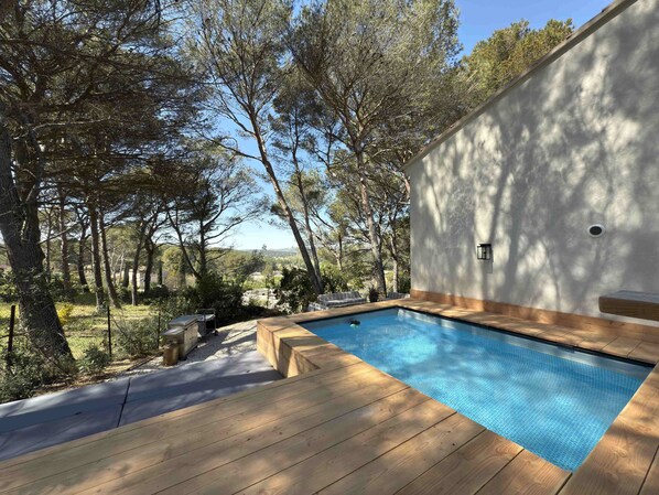 Piscine extérieure, piscine chauffée