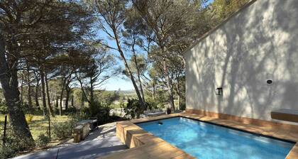 Le Mas de l'Esquirou au cĆur de la Provence, aux portes dâAix en Provence