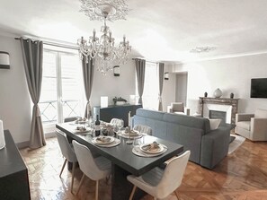 Deluxe Penthouse, 4 Bedrooms, Park View | Dining room - CORNEILLE (Paris)