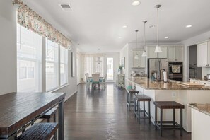 Townhome, Multiple Beds, Kitchen (OCV Beach Club - Ben) | Dining