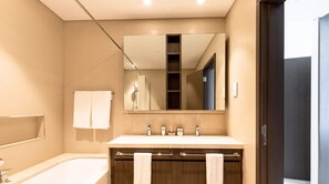 Apartment | 4 bedrooms - 3BR Maid Burj Khalifa View Dubai Mall Access (Dubai)