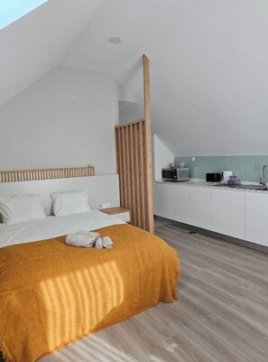 1 chambre, fer et planche à repasser, Wi-Fi, draps fournis