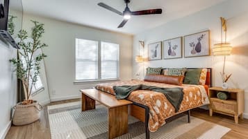 4 bedrooms, free WiFi, bed sheets