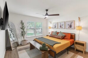 4 bedrooms, free WiFi, bed sheets