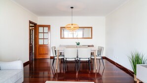 Dining - GuestReady - Lovely experience in Funchal (Funchal)