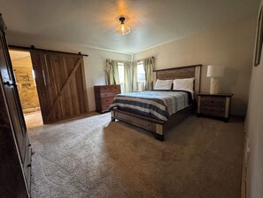 2 chambres, fer et planche à repasser, Wi-Fi, literie fournie